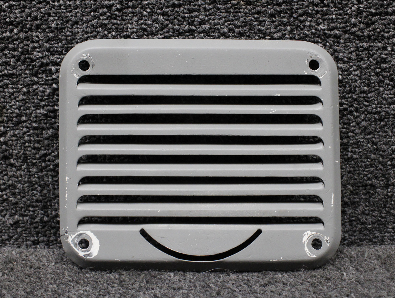 はや8899ページ 0813739-9 Cessna 310L LH Cabin Air Vent Grill
