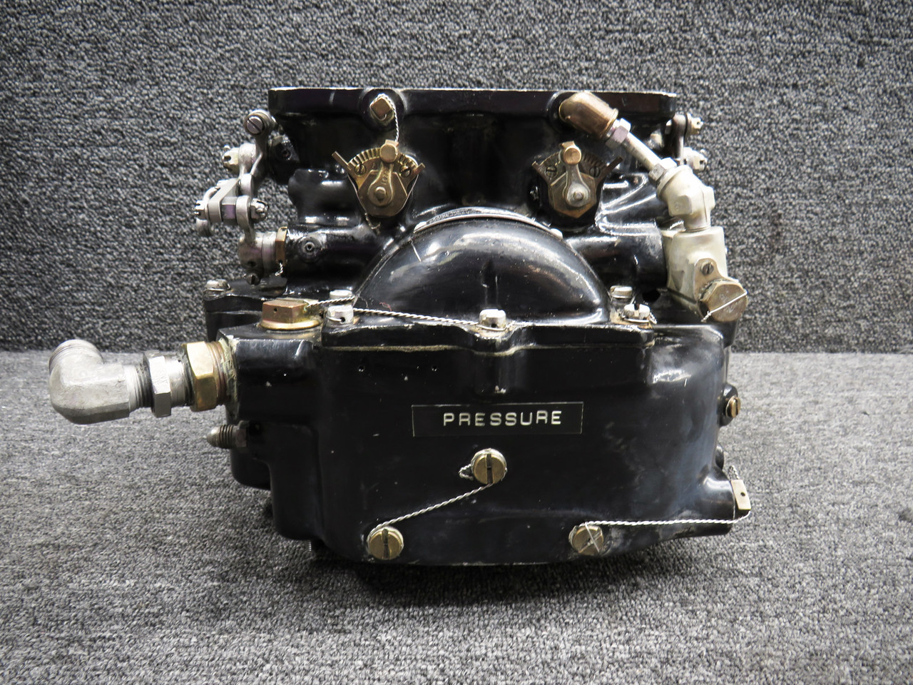 NAY9E1 Bendix Stromberg Injection Carburetor Assembly