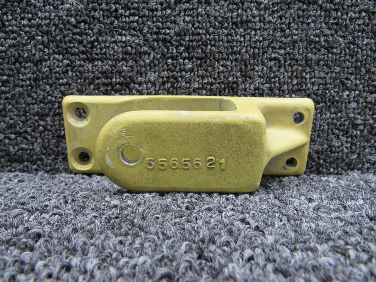 5565621-1 Cessna Citation 560 V Nose Gear Steering Bellcrank Support