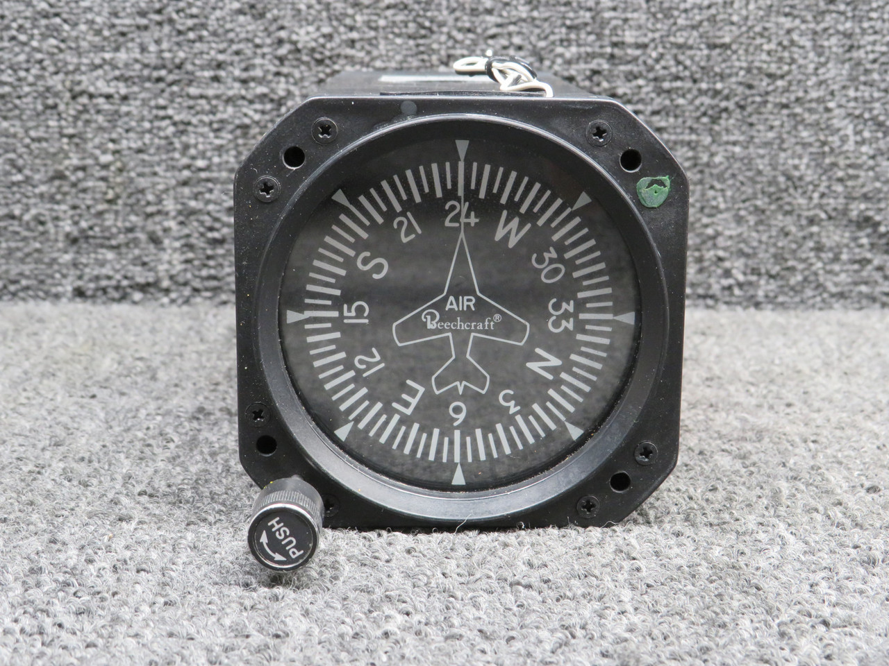 IU262-002-8 (Alternate PN: 58-380014-3) Sigma Tek 4000B-7 Directional Gyro  Indicator
