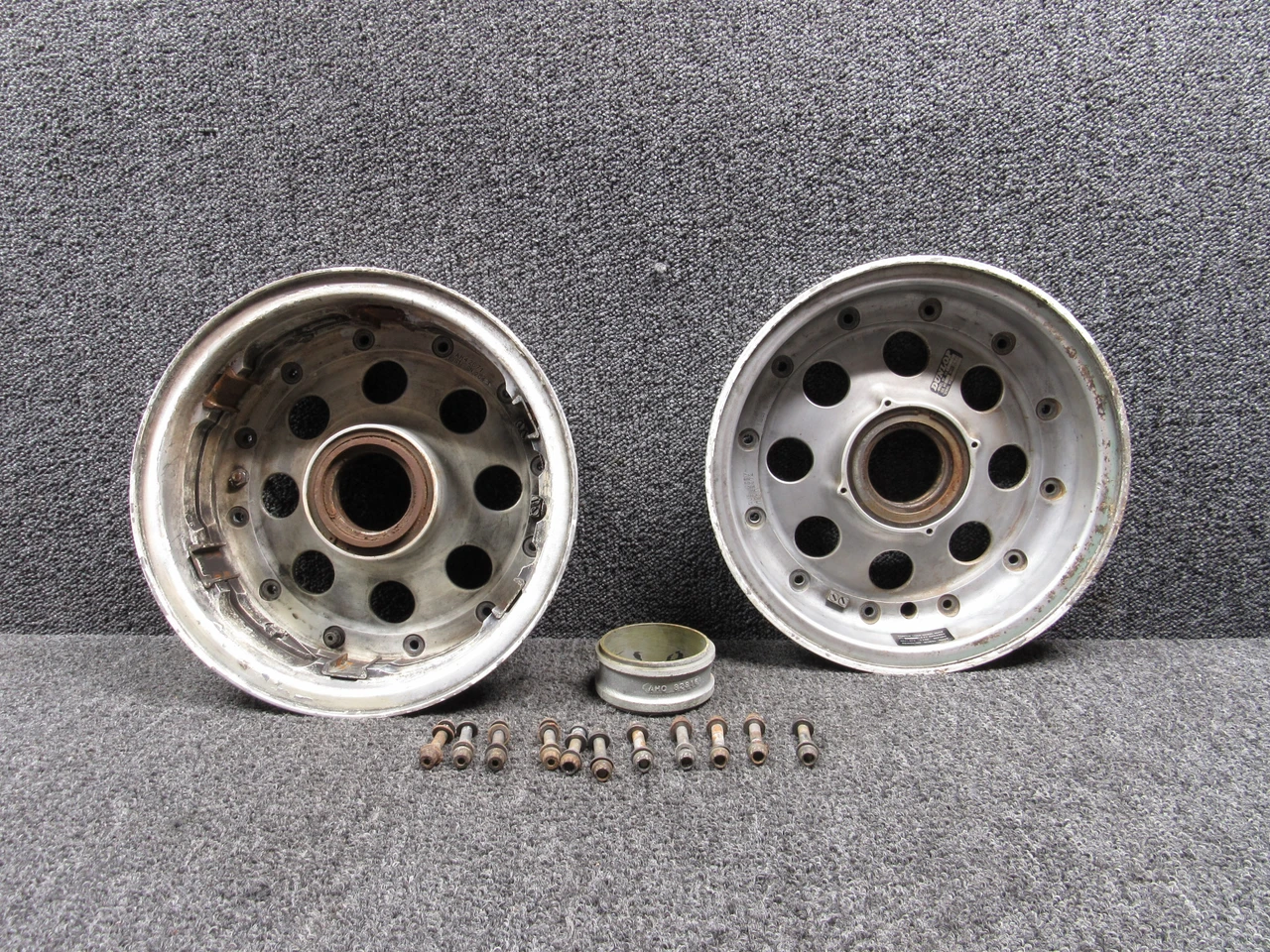 52206 Dunlop Landing Gear Wheel Assembly