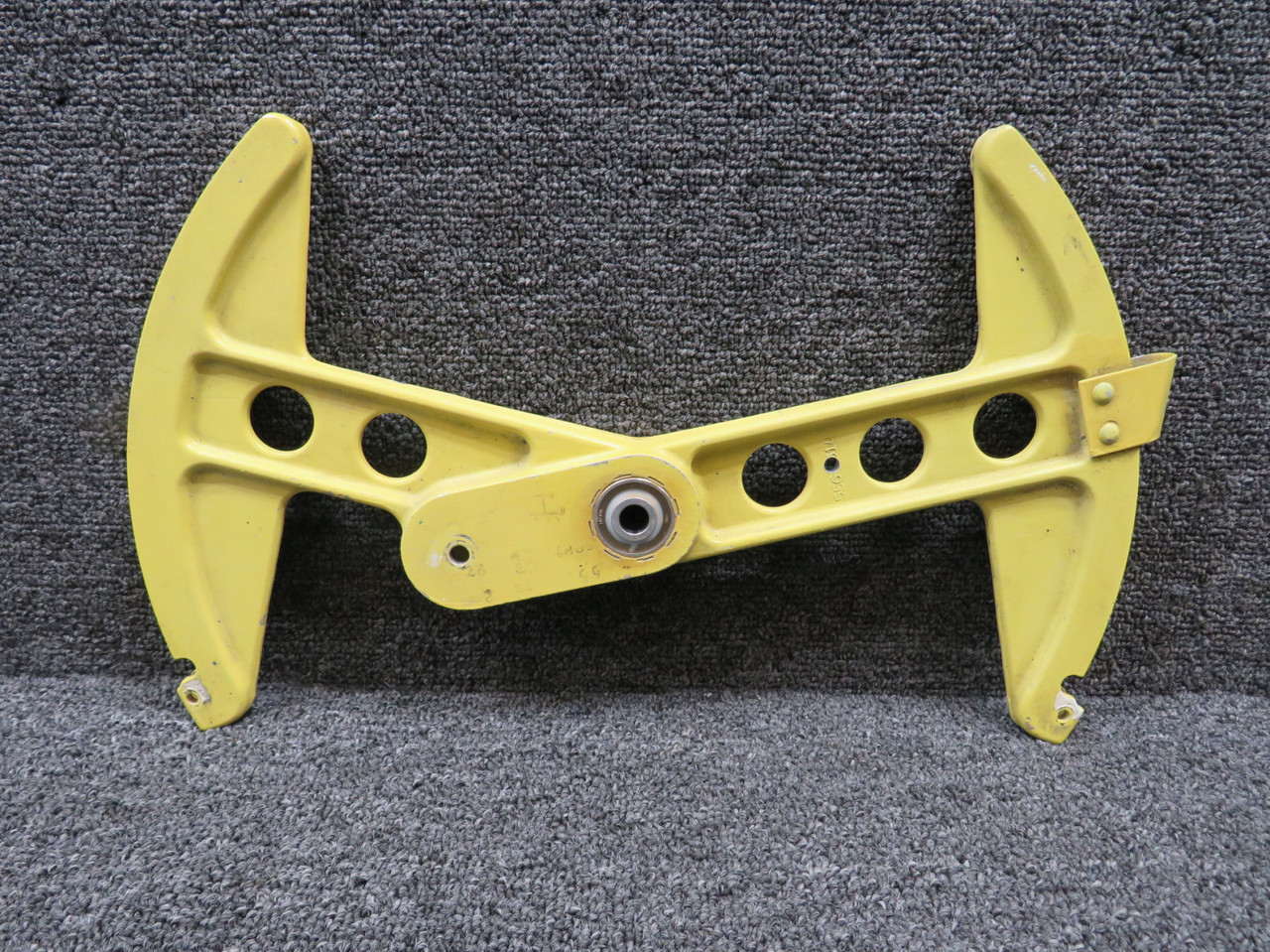 5565514-1 Cessna Citation 560 V Elevator Sector Assembly
