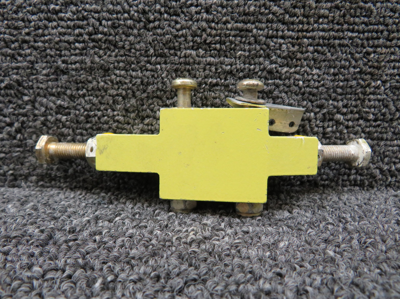 21ページ① 6565505-1 Cessna Citation 560 V Control Column Stop Block For Sale