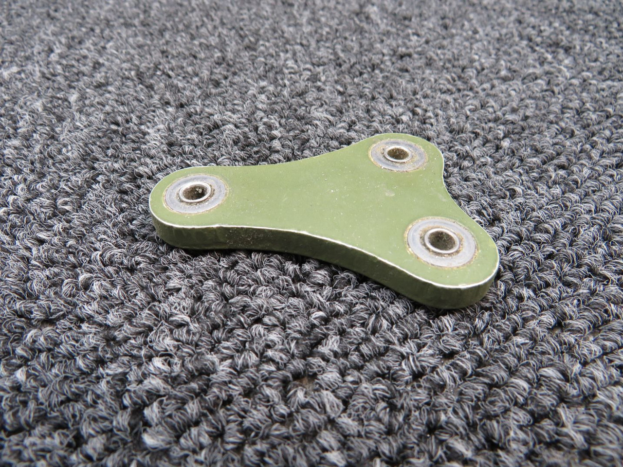 1532022-1 Cessna C-337 Bell Crank Push Rod