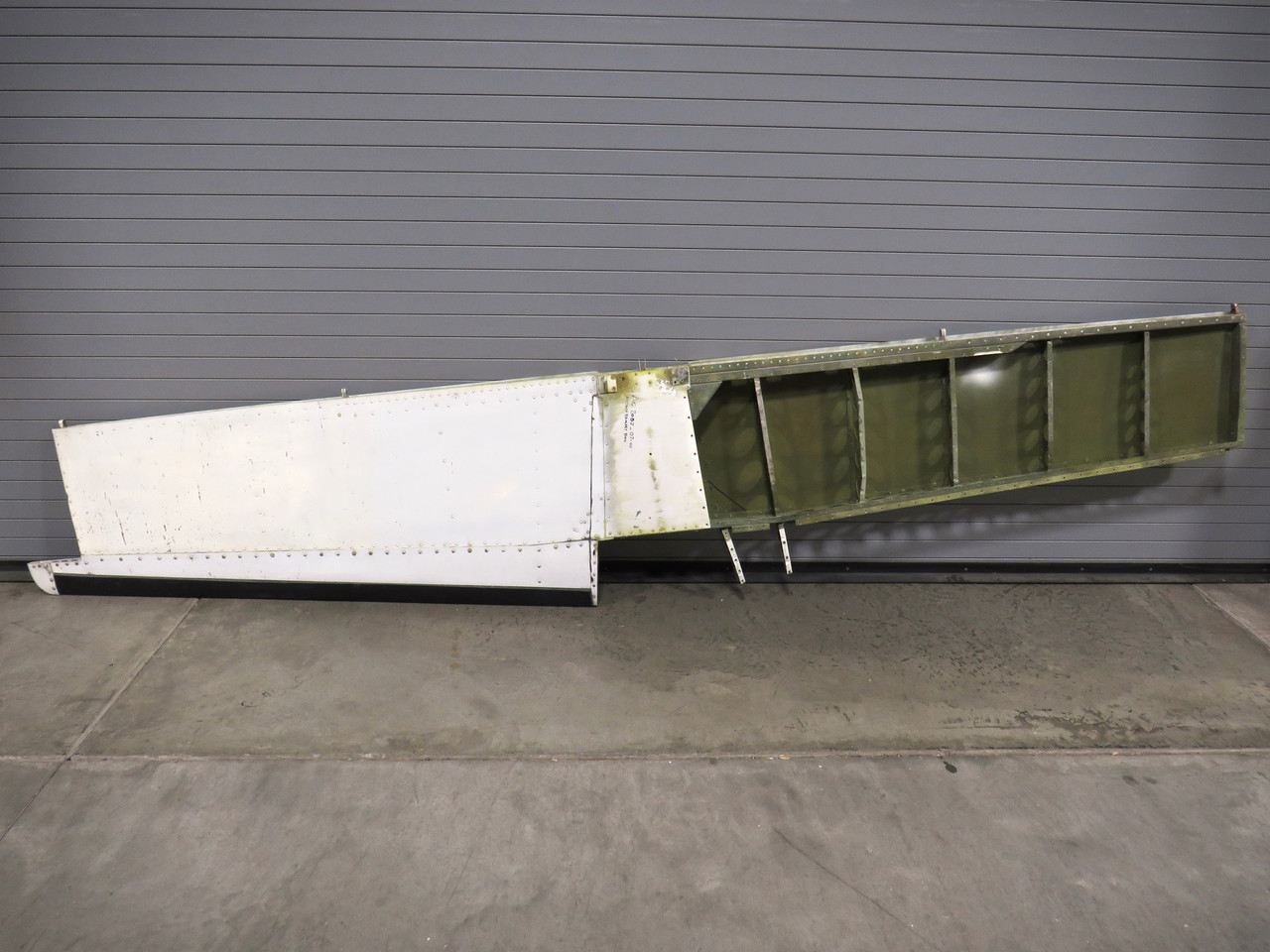 1232600-24 Cessna T207 Horizontal Stabilizer Assembly (Core