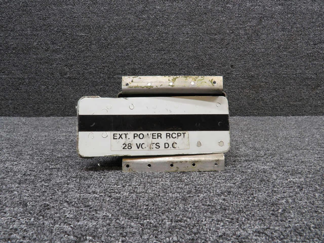 5538315-3 Cessna Citation 501 External Power Receptacle Box Assembly
