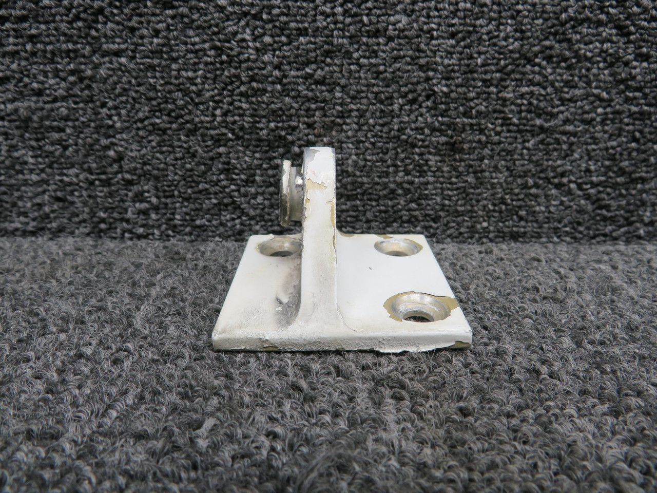 1232400-1 Cessna T207 Hinge Assembly Stabilizer Attach Aft LH