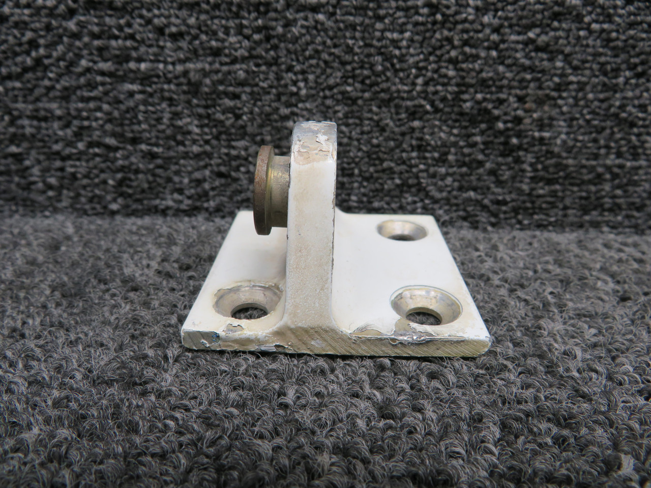 a777ページ 1232400-2 Cessna T207 Aft RH Stabilizer Attach Hinge Assembly