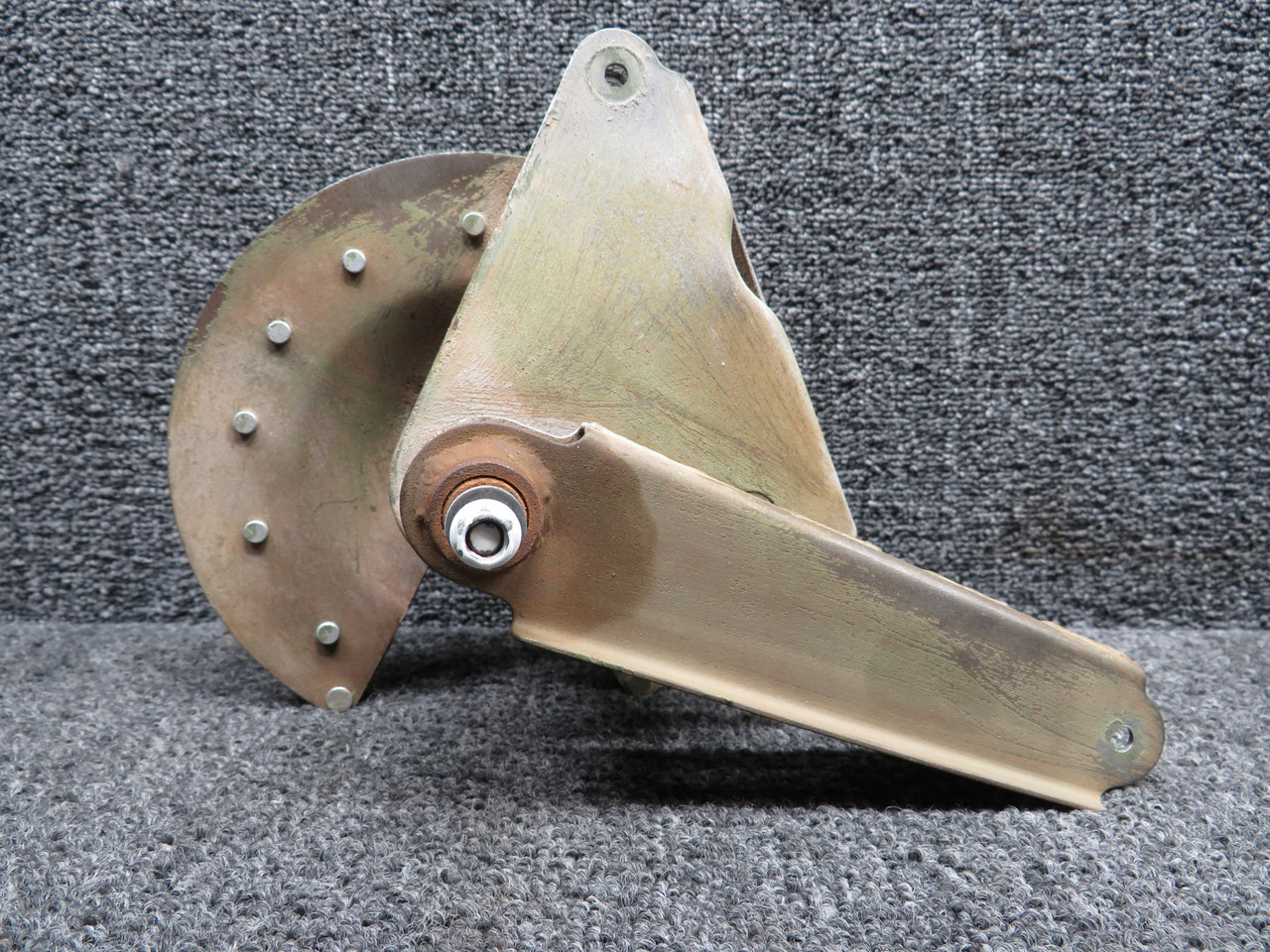 0762024-26 Cessna T207 RH Flap Drive Assembly