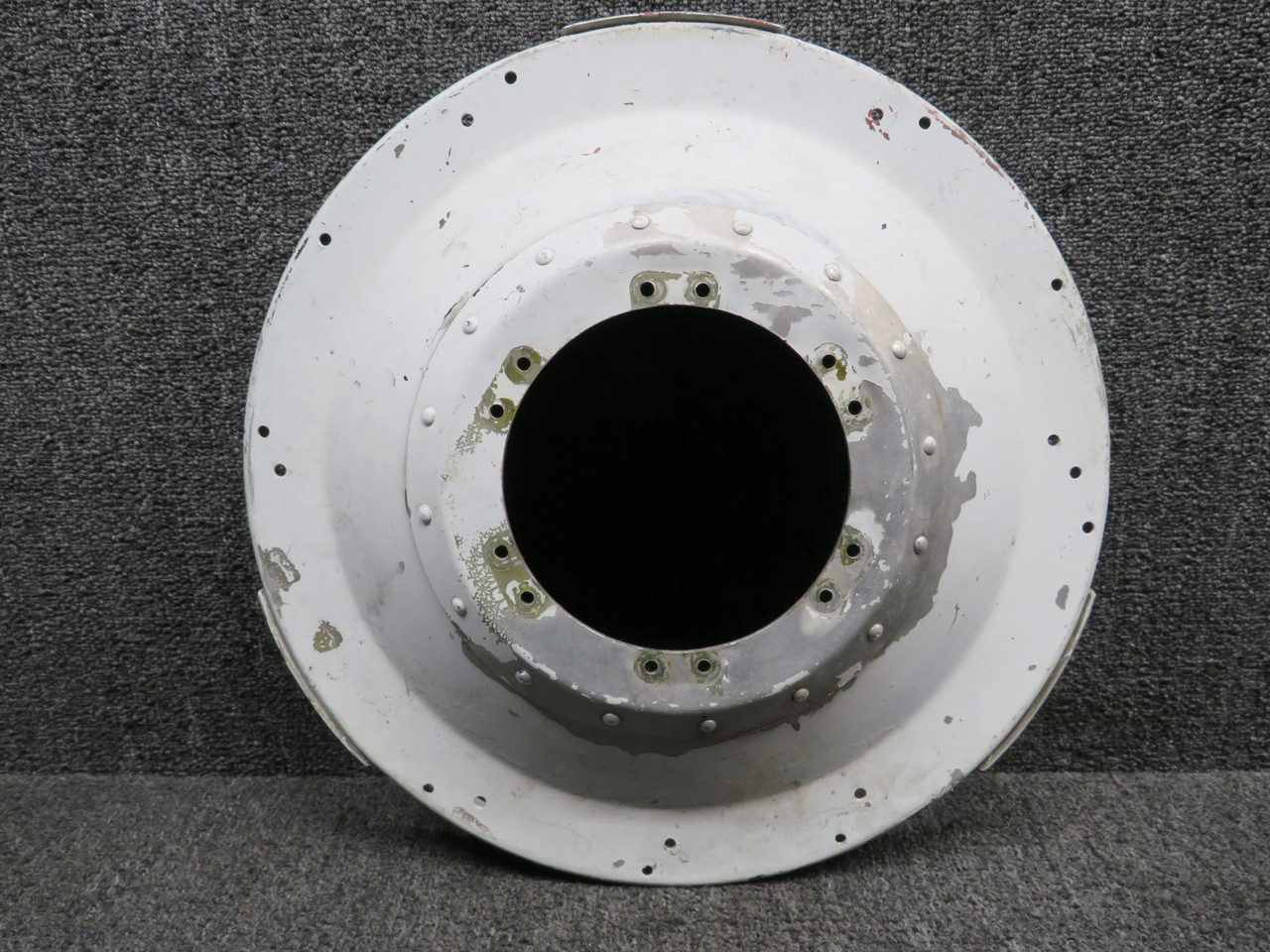 1250909-6 Cessna T207 McCauley 3 Blade Spinner Bulkhead Assembly