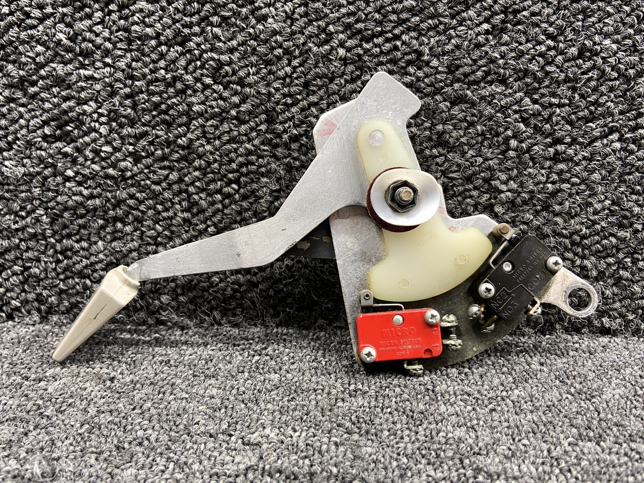 1512280-34, S1906-1 Cessna 177B Flap Position Lever Assembly For Sale