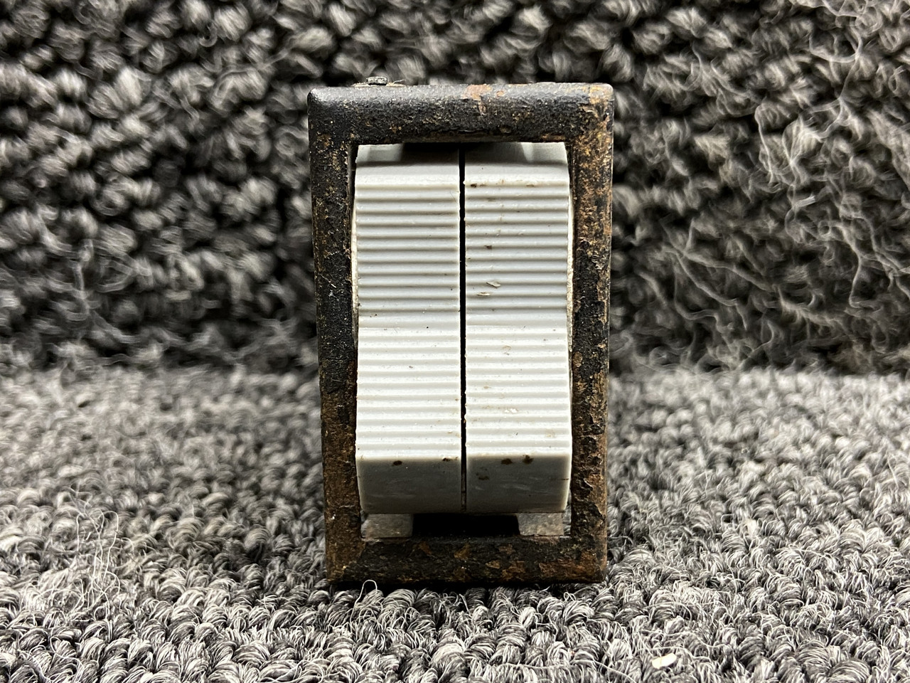 S-1846-1-3 Cessna 177B Dual Rocker Switch