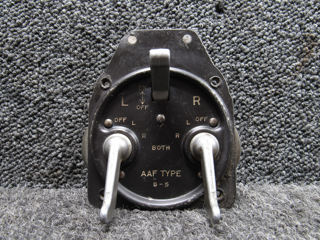 Briggs Stratton WWII Aircraft AAF Type B-5 Magneto Switch (B24, B25, C45, DC3)
