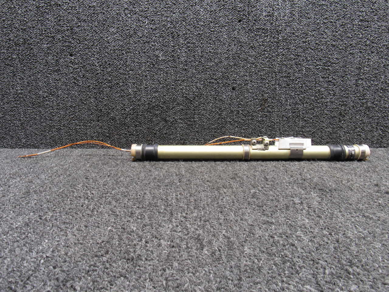 391002-037 (Alt: 7-SC-0182) Simmonds Precision Fuel Quantity Transmitter