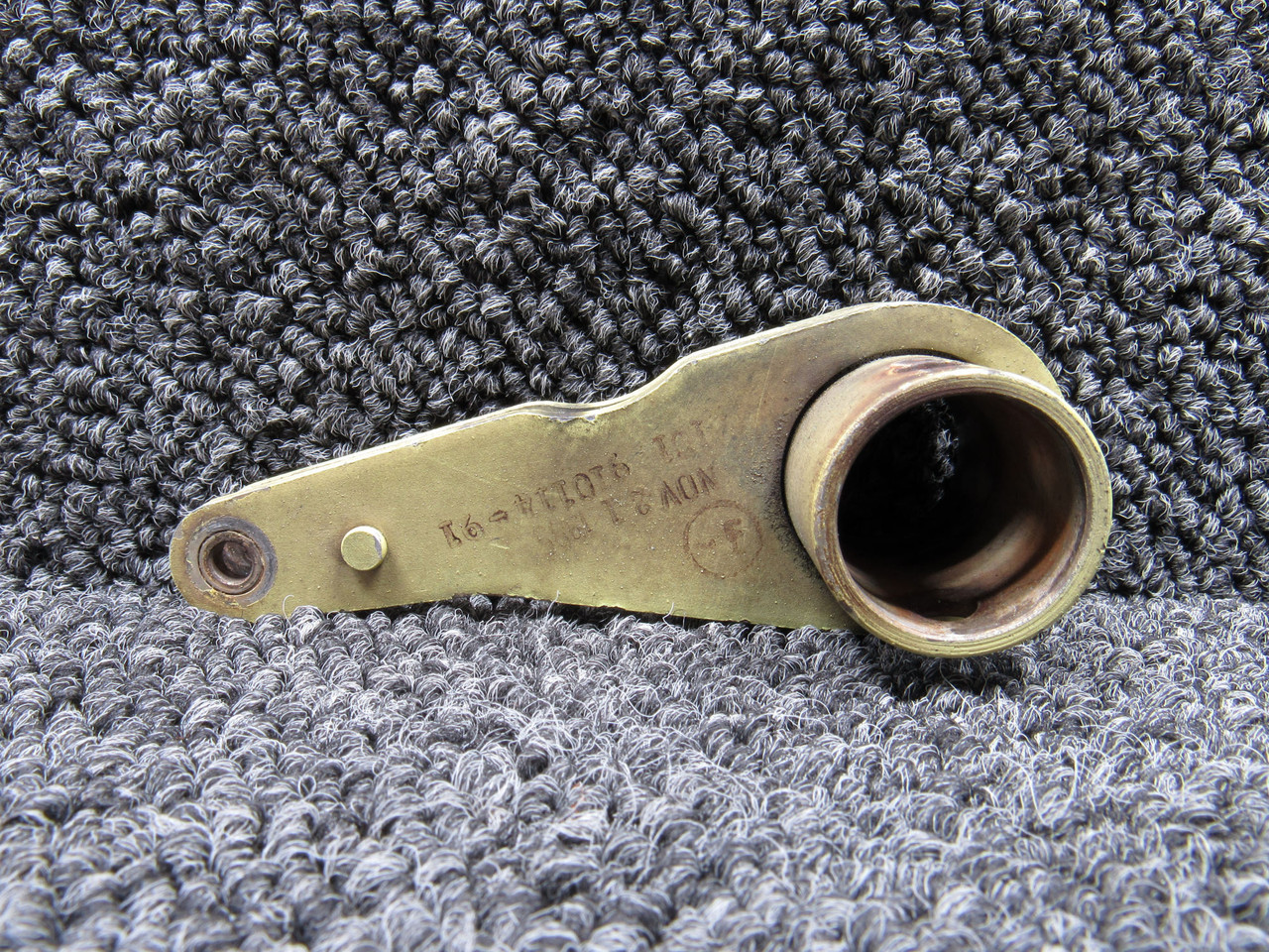 101-910114-91 Beechcraft Lever Assembly