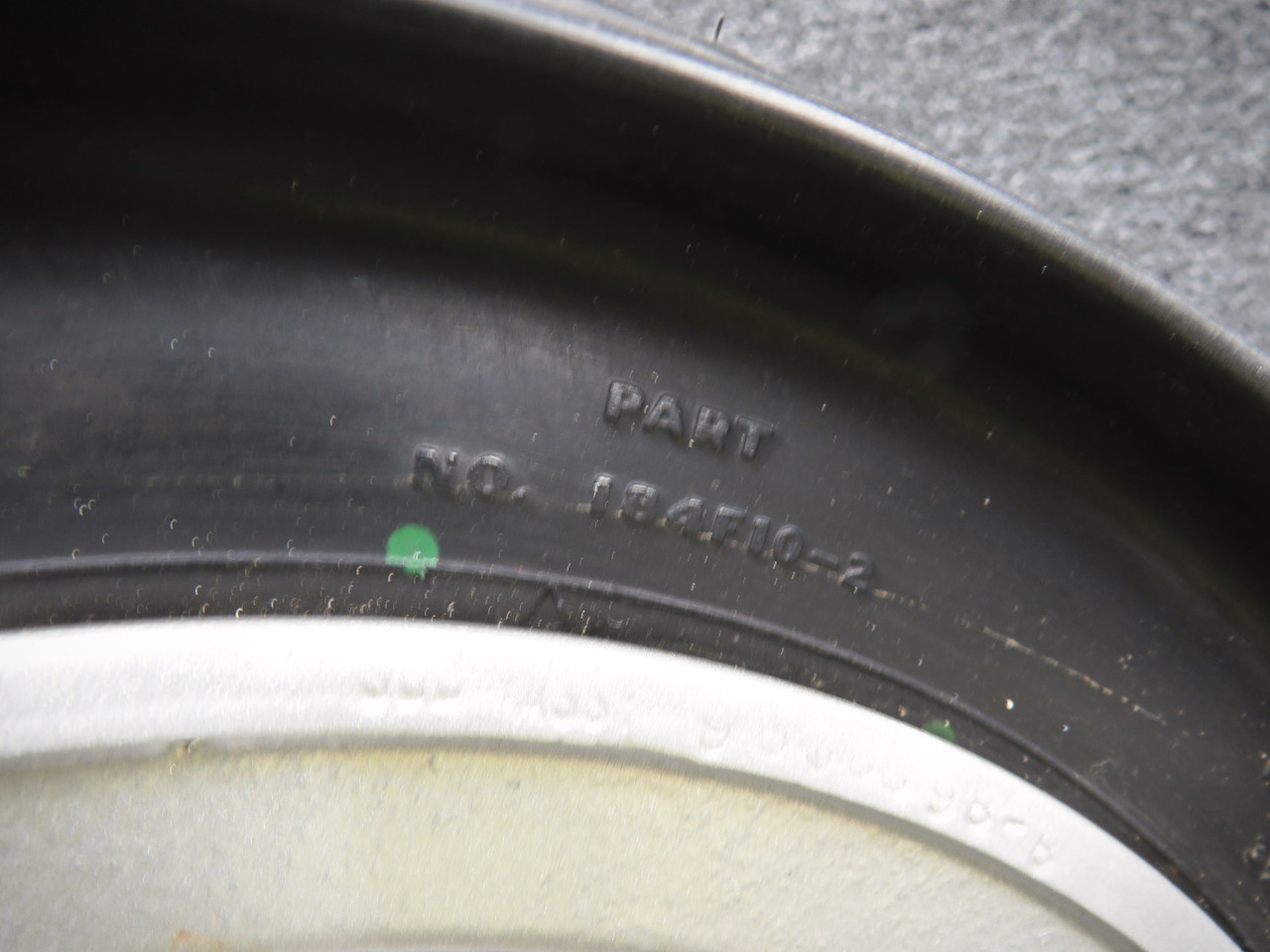 9544207-4, 184F10-2 ABSC Goodyear Nose Wheel with 8130 (Size: 18x4.4)