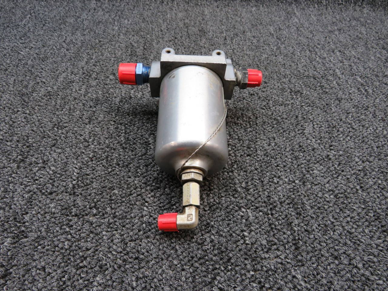 0756039-11 (Alt: 0756039-8) Cessna 182T Fuel Strainer Assembly