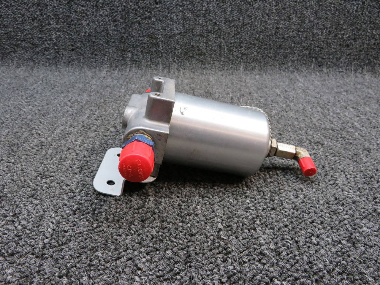 0756039-11 (Alt: 0756039-8) Cessna 182T Fuel Strainer Assembly