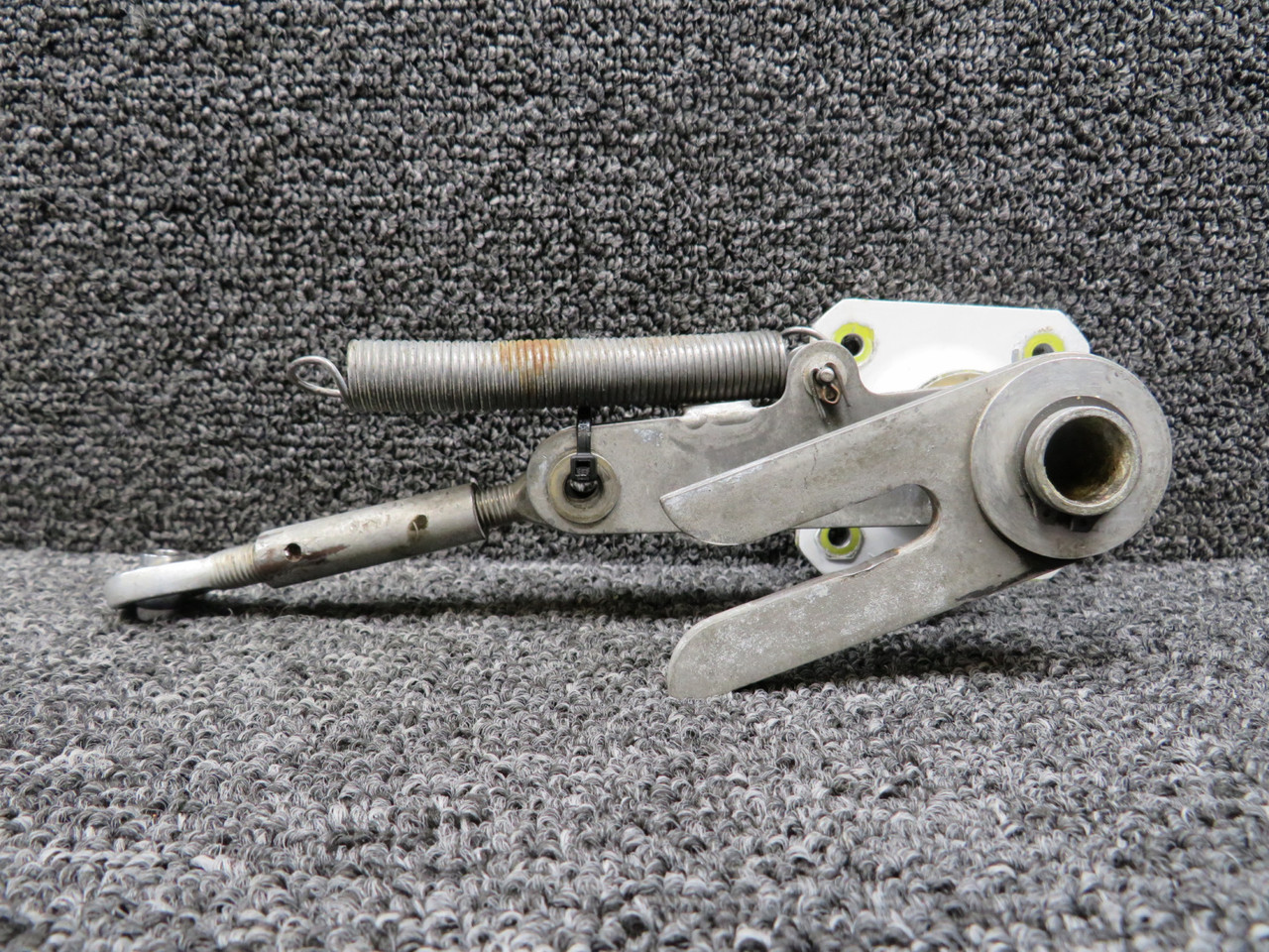 41794-008 Piper PA31T Cheyenne Nose Landing Gear Door Actuator Arm