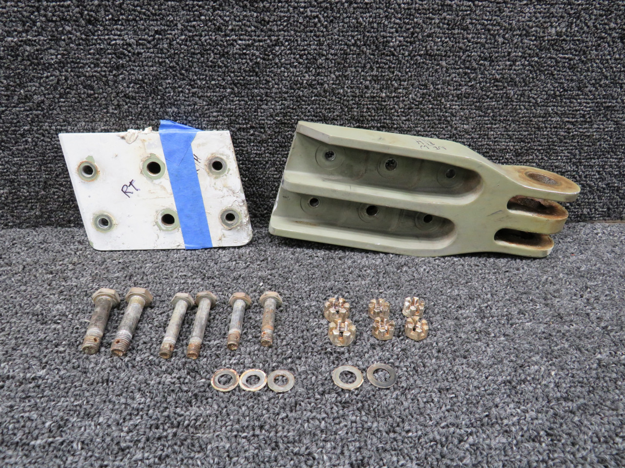 6631102-8 Cessna Citation 560XL Horizontal Stabilizer Fitting RH