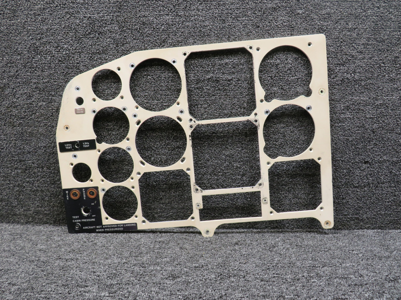 Piperpepper3.14様専門ページ 55409-002 Piper PA31T Cheyenne Instrument Panel LH For Sale