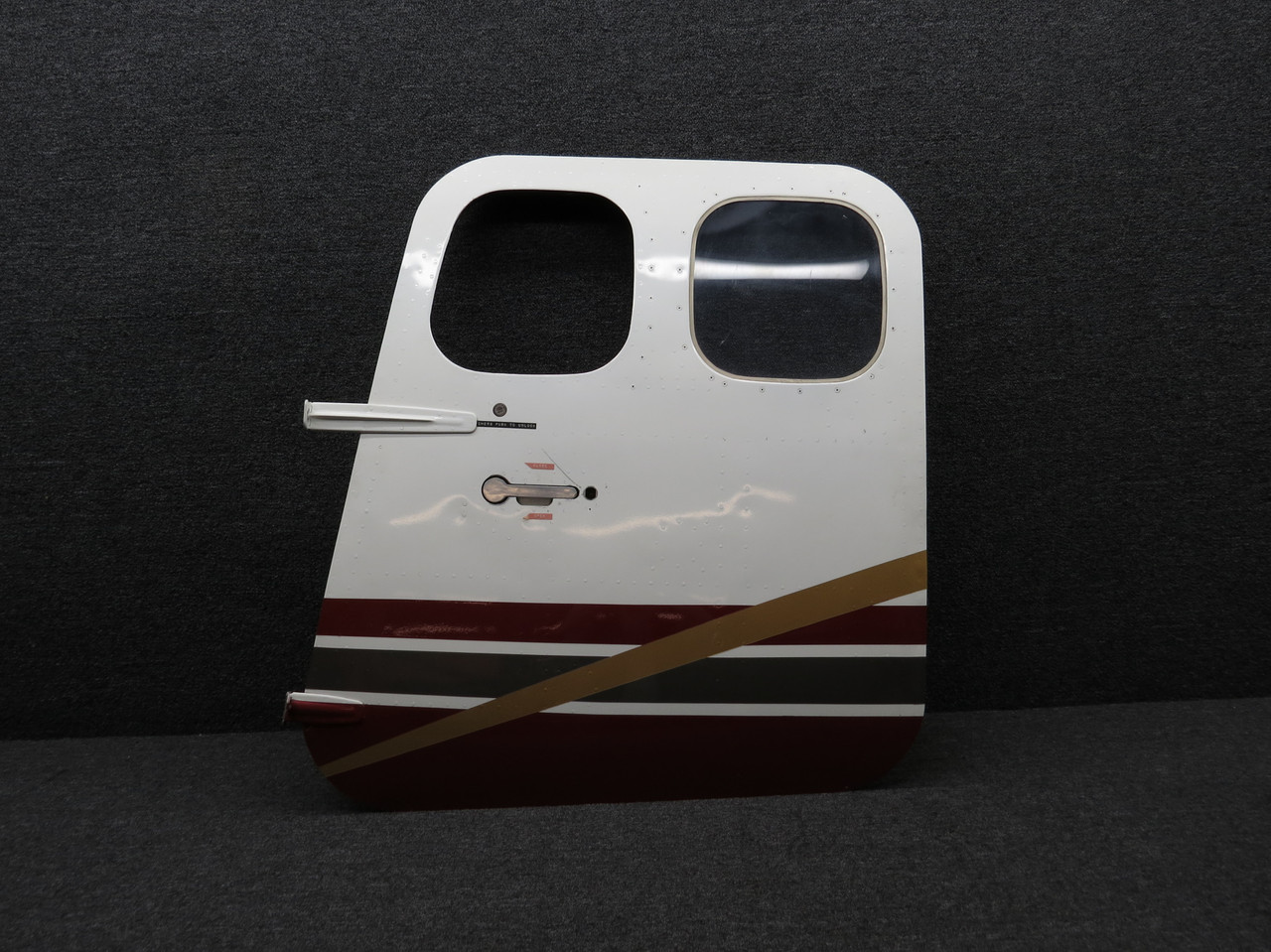 2117101-201 Cessna P210N Cabin Door Structure (Missing Window)