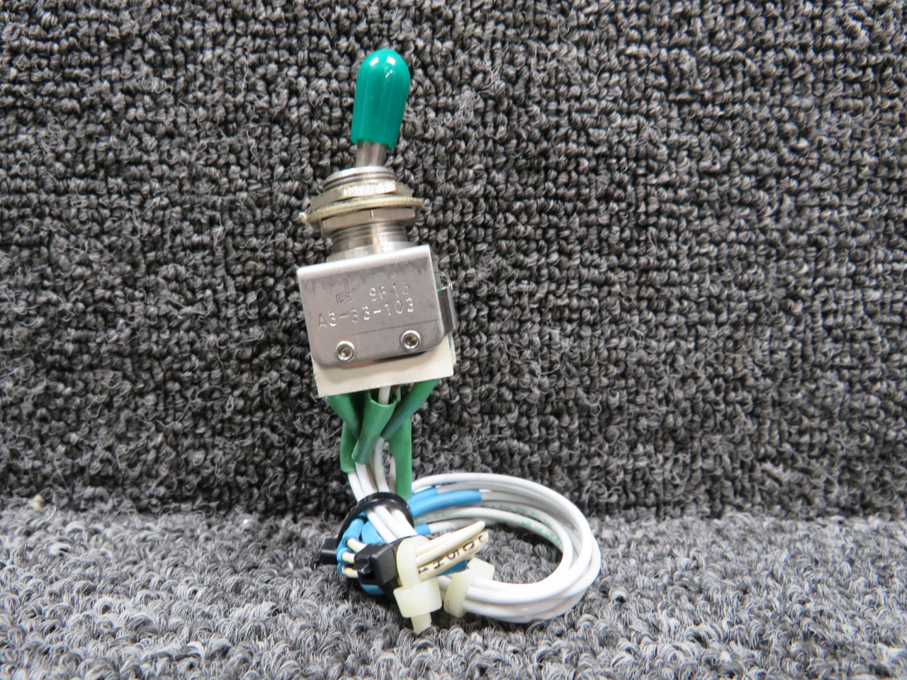A3-33-103 Cutler Hammer Toggle Switch For Sale