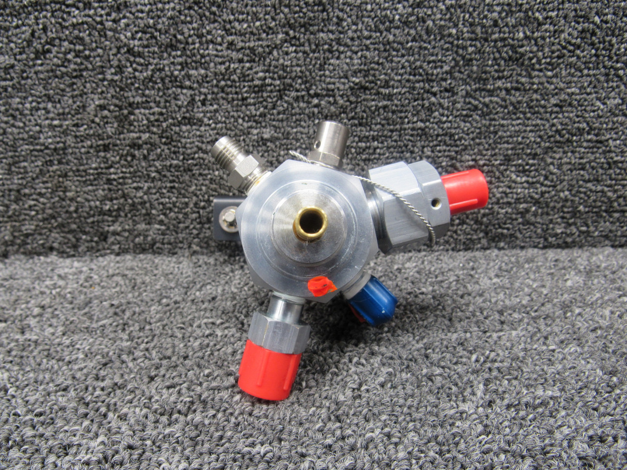 803216-03 Avox Systems Oxygen Bottle Regulator Assembly For Sale
