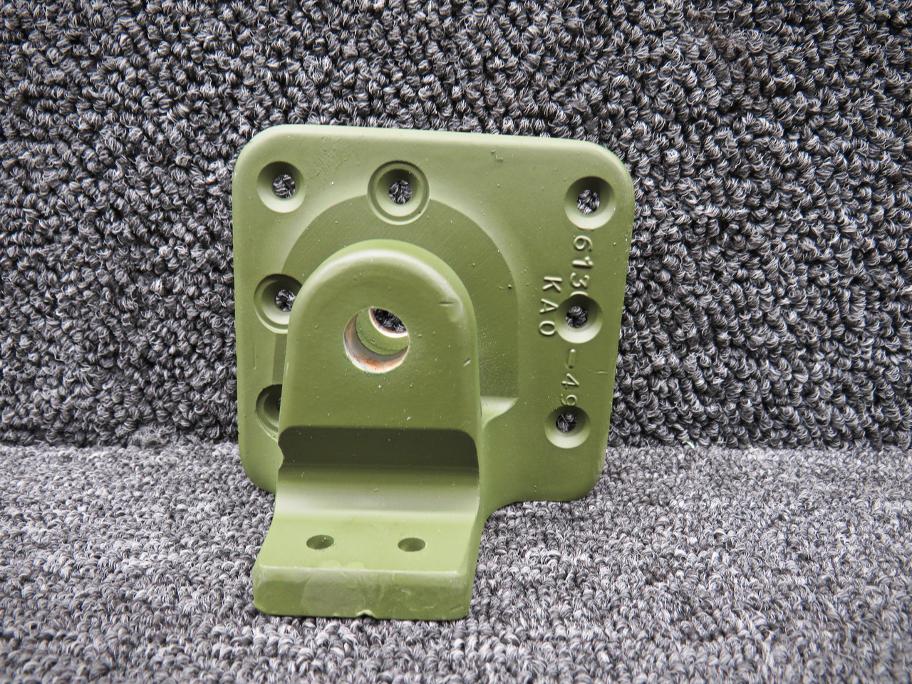 ツナ 6613056-4 Cessna 560V RH Nose Gear Trunnion Support with 8130-3