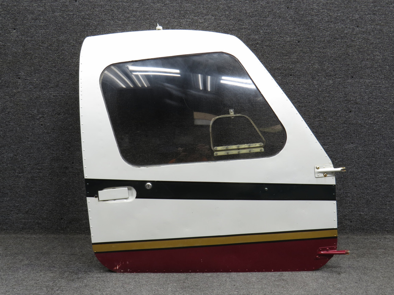 P:ONE N’ ONLY Departure 79545-005 Piper PA34 Forward Cabin Door Assembly For Sale