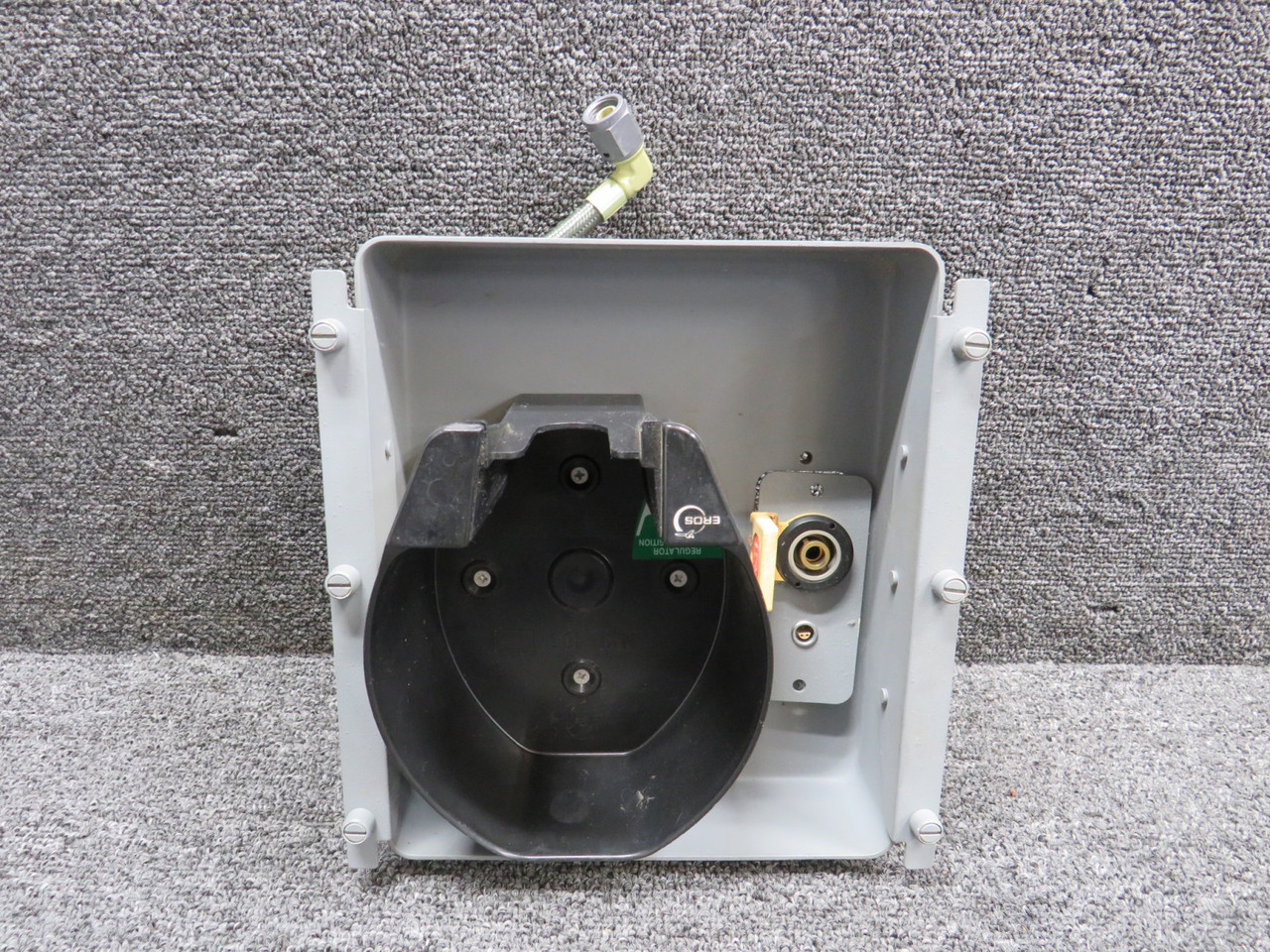 B.Oページ 232A8110-18, 232A4440-2 Boeing 737-800 Oxygen Mask Holder Assembly