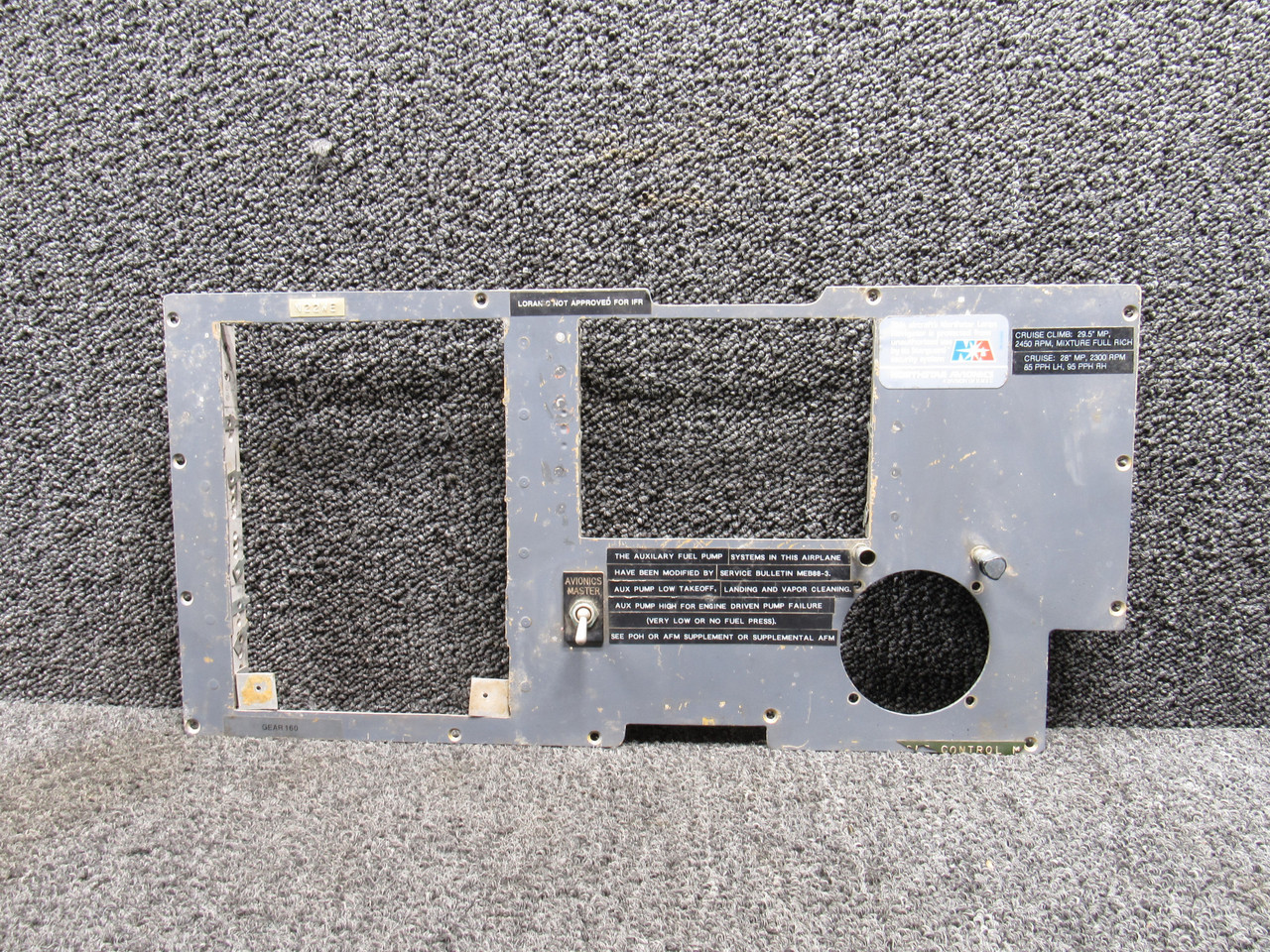 Naoページ Cessna 402 Instrument Panel Center NAV Center Section For Sale