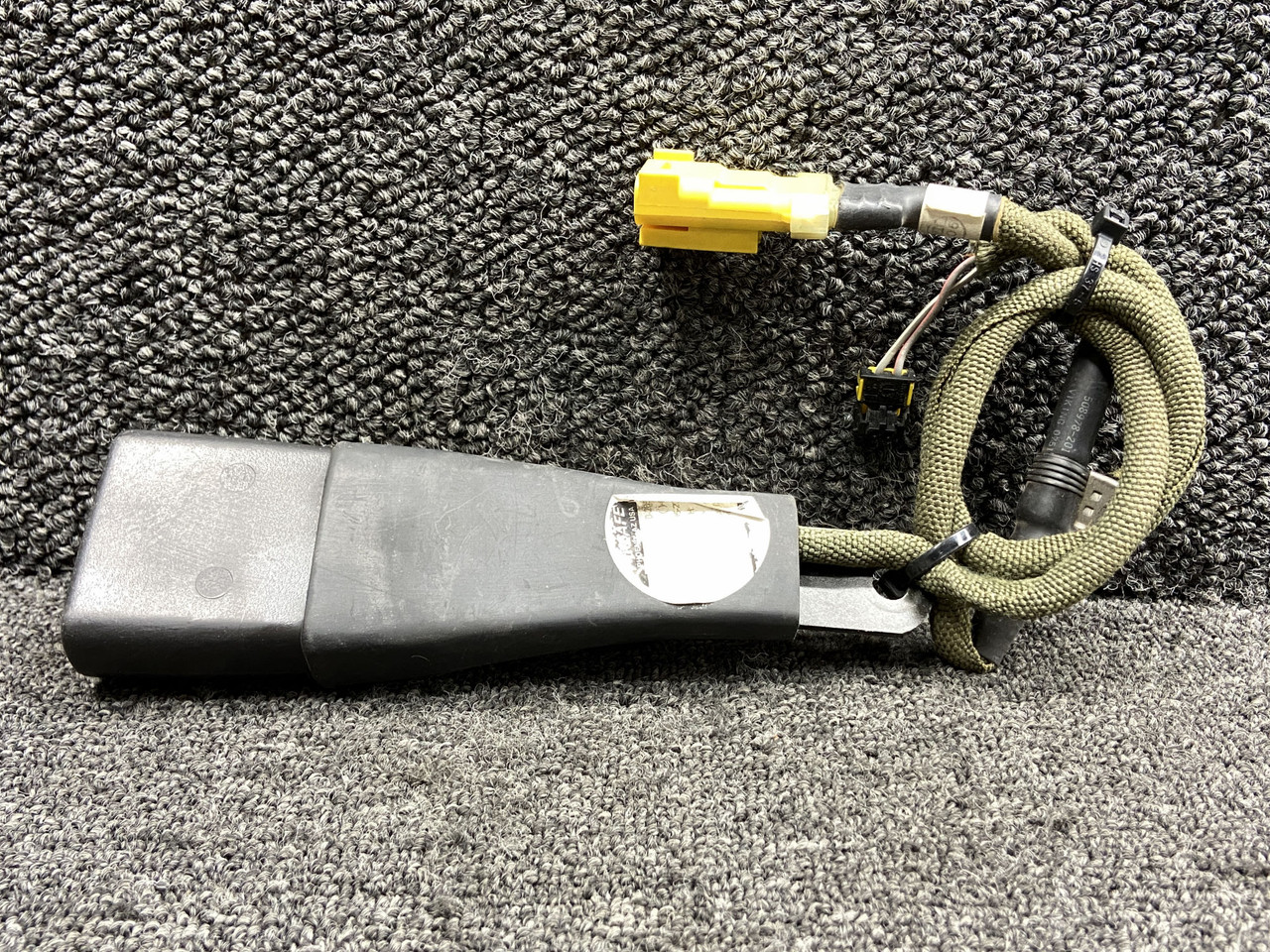 7035-2010118105 (Use PN: 7035-201) Amsafe End Release Seat Belt