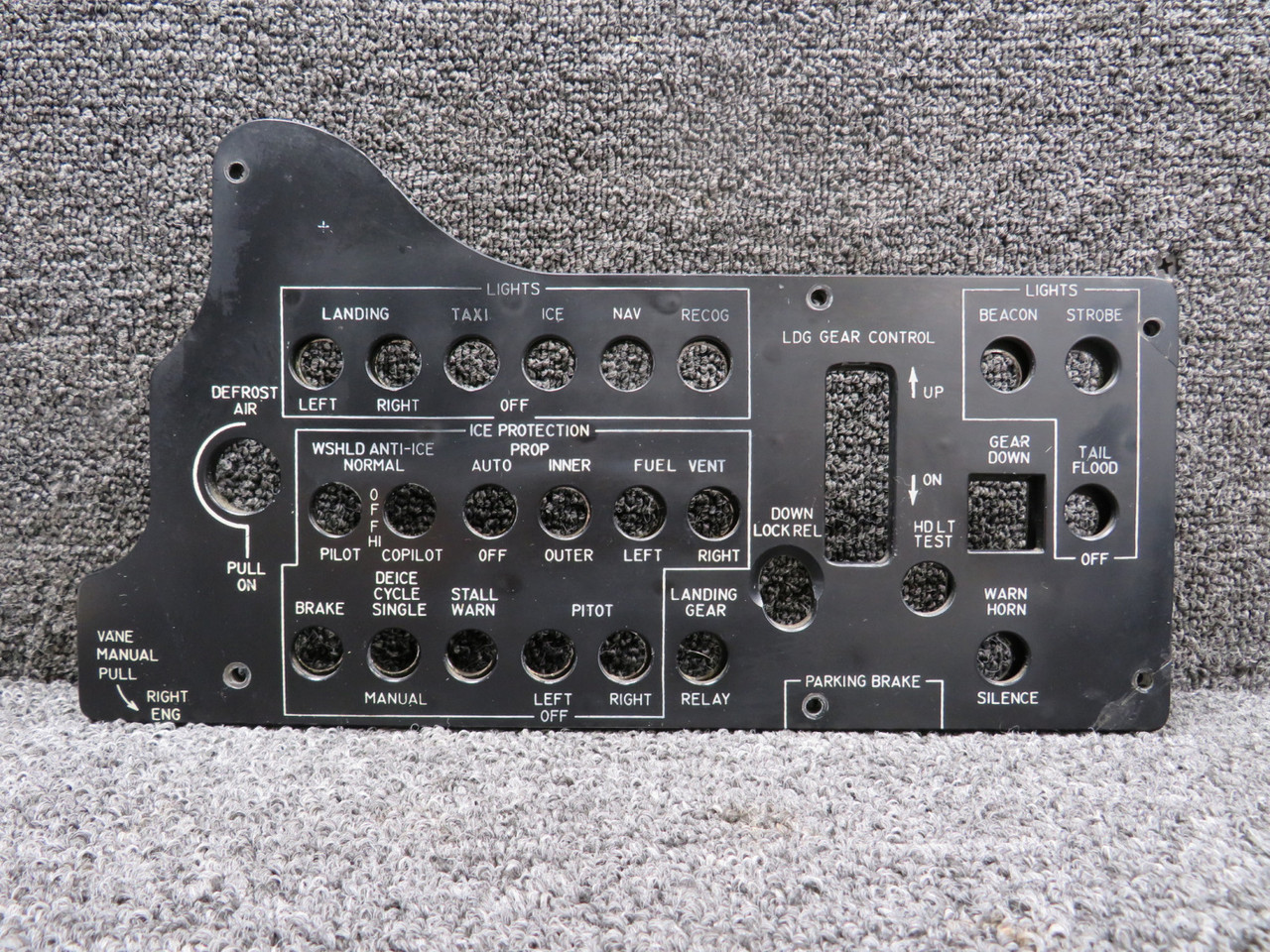 ckページ 101-320246-1 Beech King Air 200 Inboard Edge-Lighted Panel