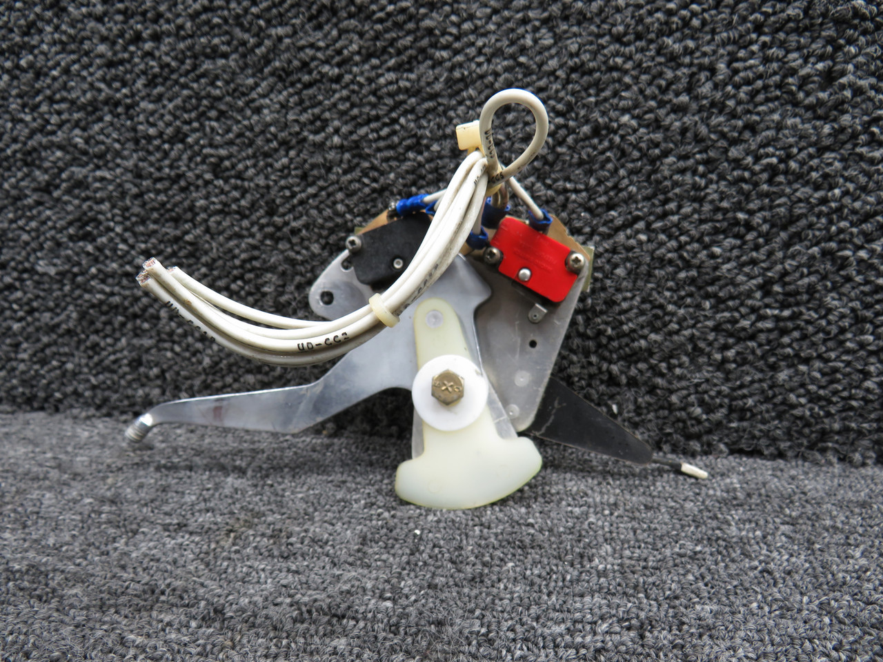 1512280-41 Cessna TR182 Flap Control Lever Assembly For Sale