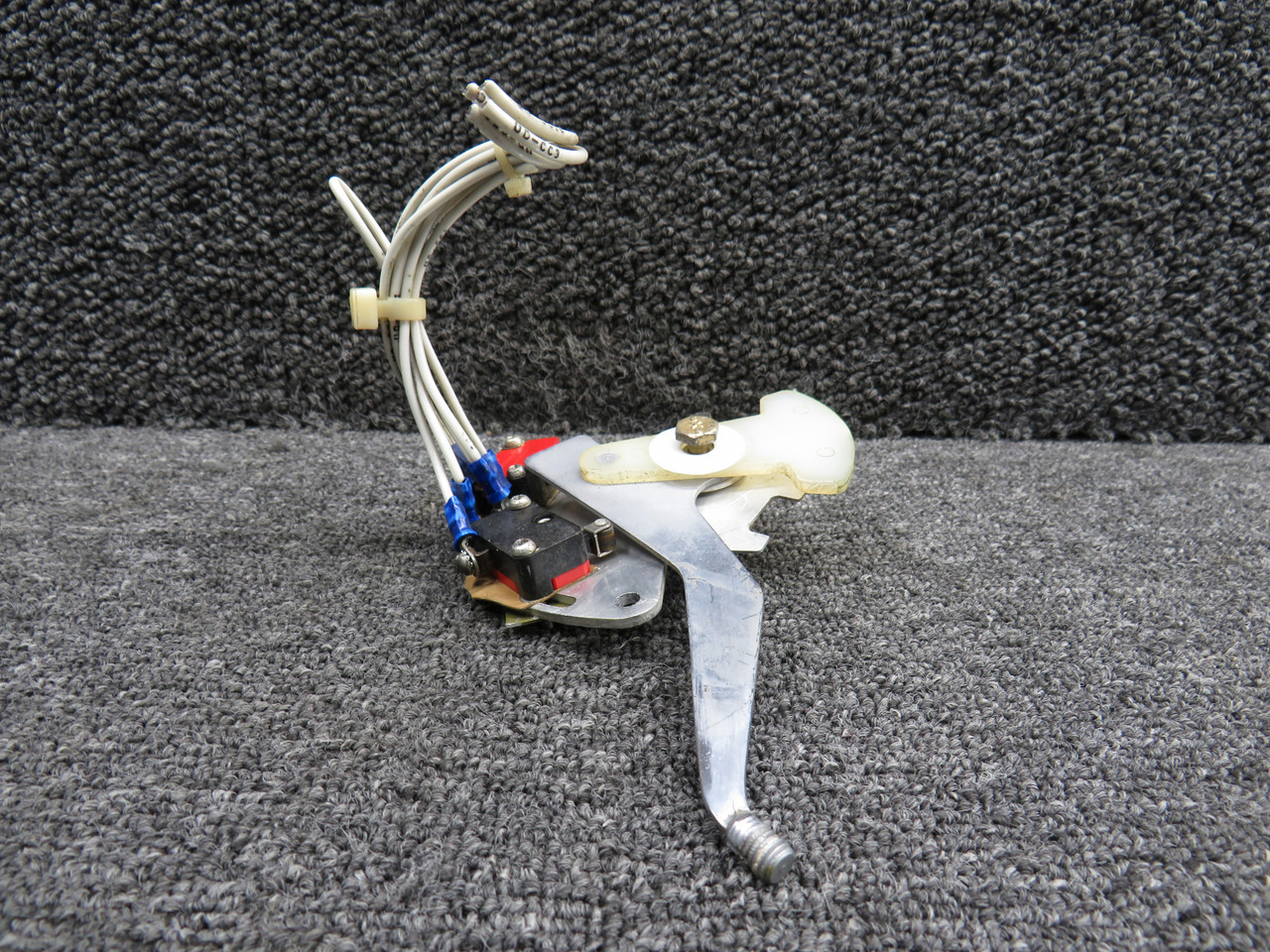 1512280-41 Cessna TR182 Flap Control Lever Assembly For Sale
