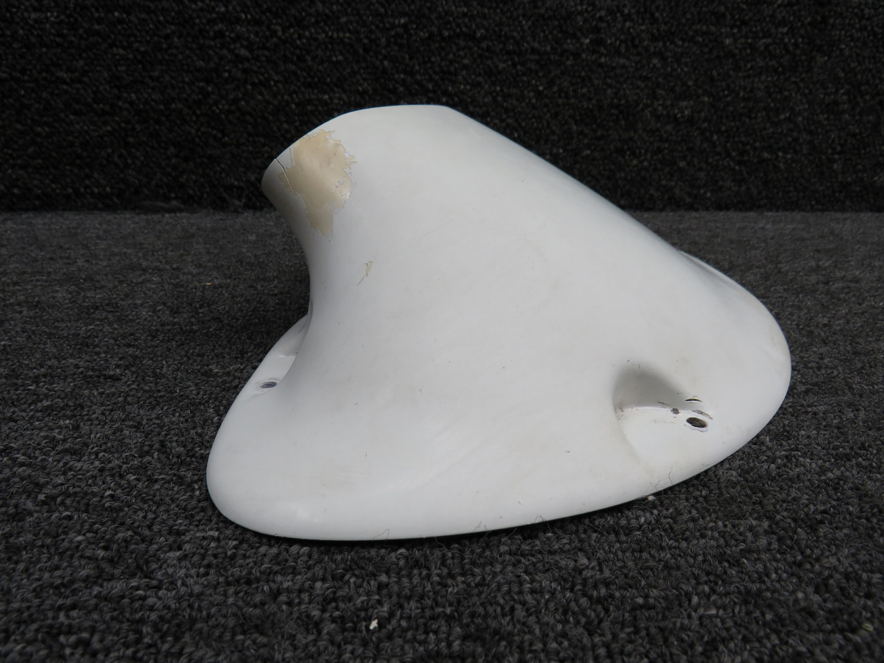 0723612-3 Cessna TR182 LH Wing Strut Lower Fairing