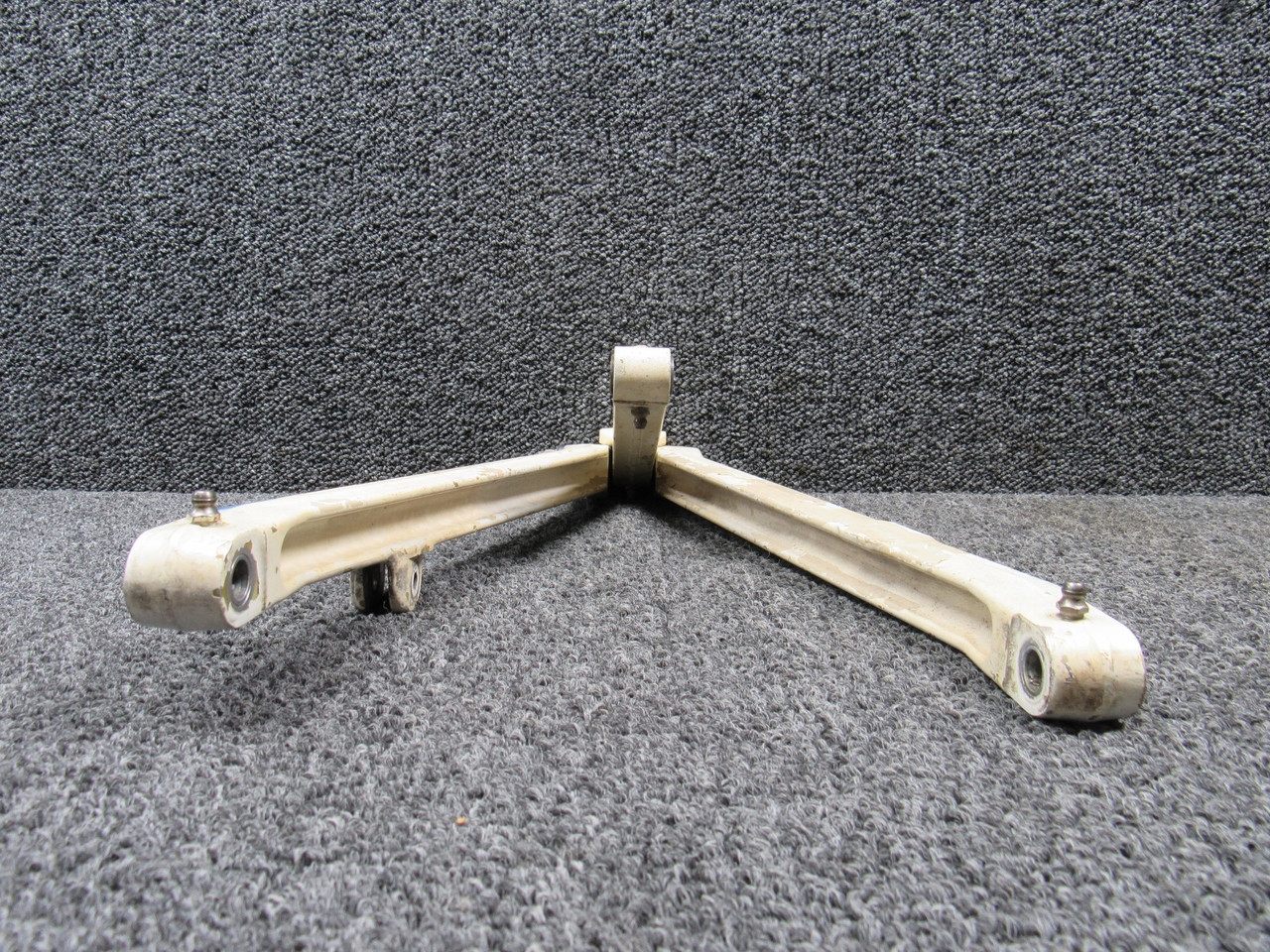 Piperpepper3.14様専門ページ 40334, 40316 Piper Noser Gear Drag Brace Link Assembly For Sale