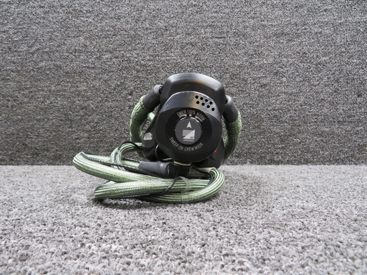 174260-05 B/E Aerospace Crew Oxygen Mask For Sale