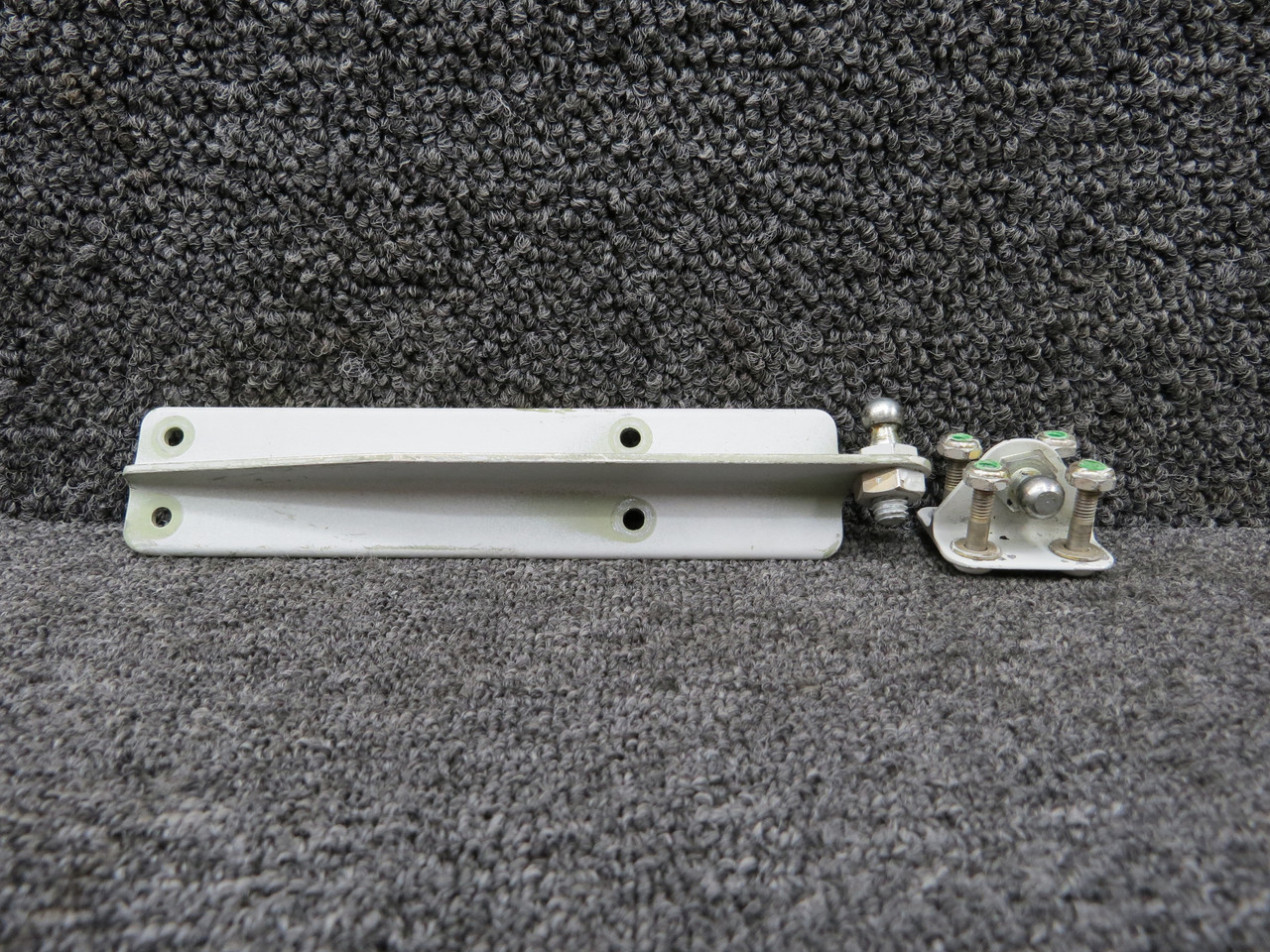 5213130-1 Cessna 421B Nose Baggage Door Bracket Assembly For Sale 5213130-1 Cessna 421B Nose Baggage Door Bracket Assembly For Sale