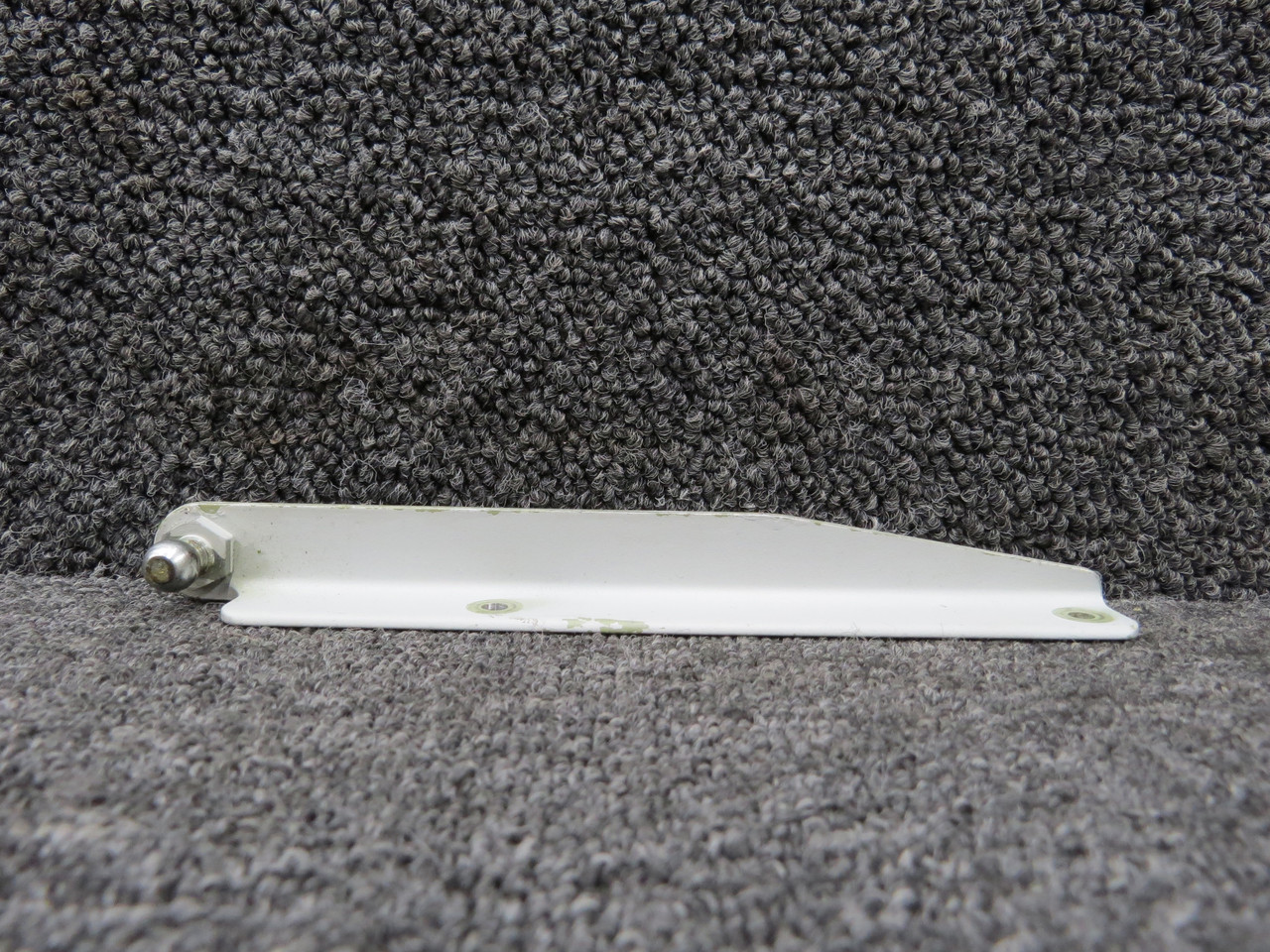 5213130-1 Cessna 421B Nose Baggage Door Bracket Assembly For Sale