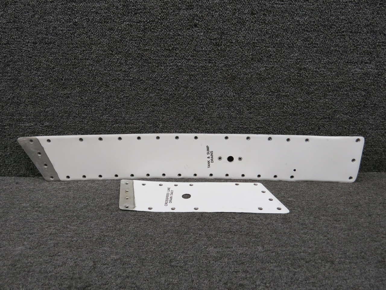 Cessna117出品　2個口 0413163-9 Cessna 152 Cabin Air Outlet Tube (Worn) For Sale