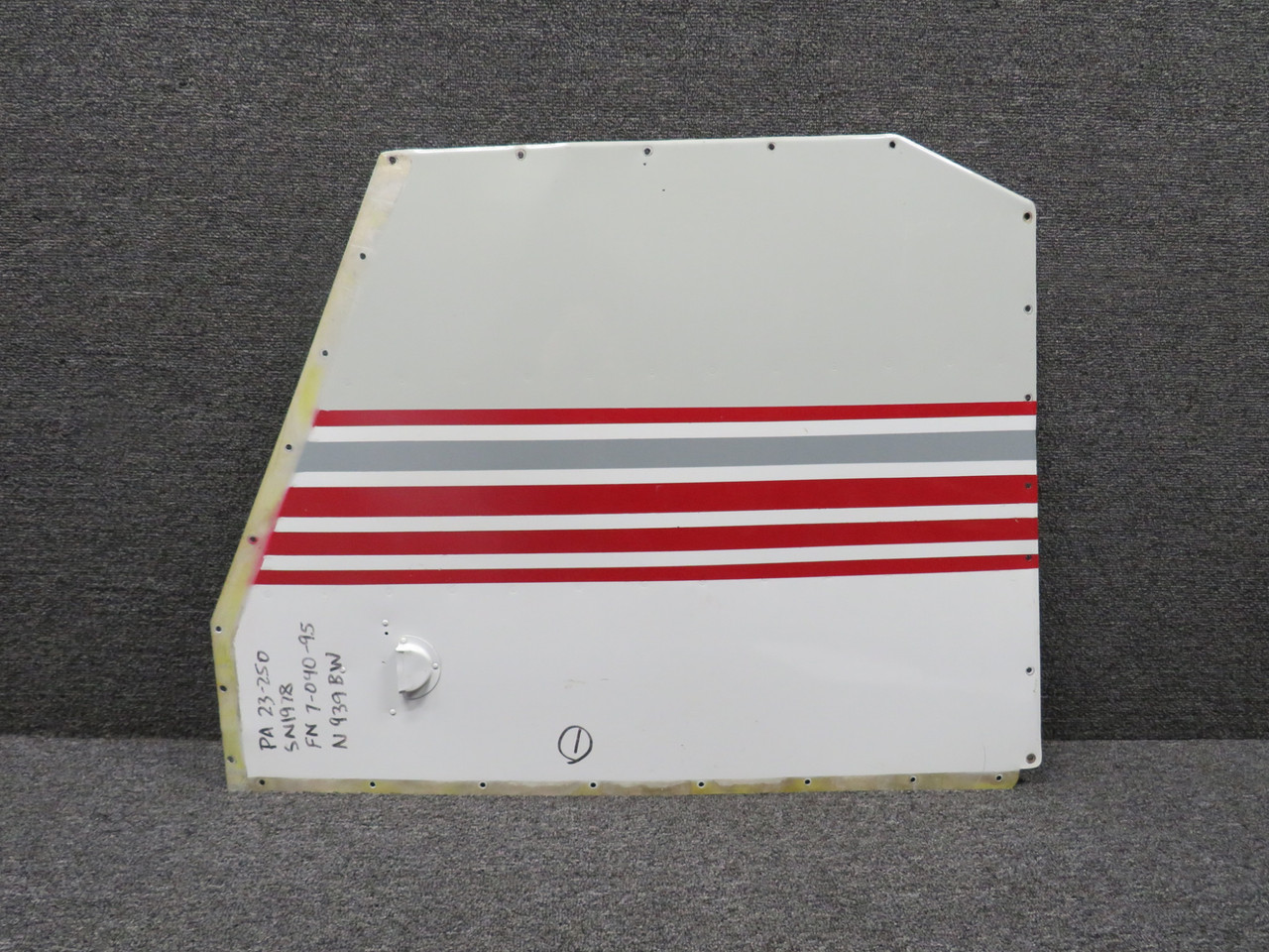 PLA'NBページ 30502-017 Piper PA-23-250 Fwd Fuselage Rear Skin Assembly RH For Sale