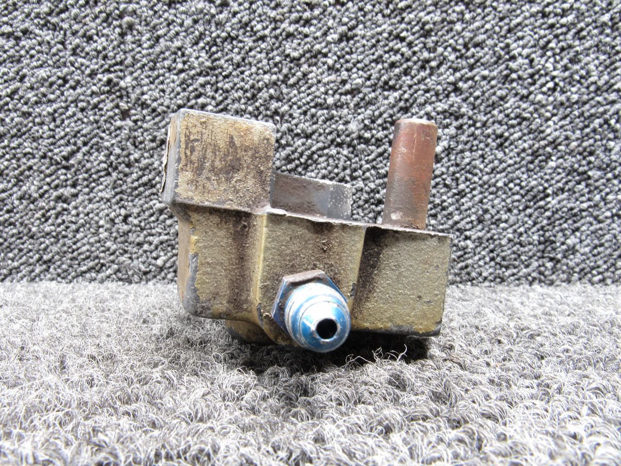 30-52 (Alt: C163030-0303) Cleveland 2-Puck Brake Caliper Assembly