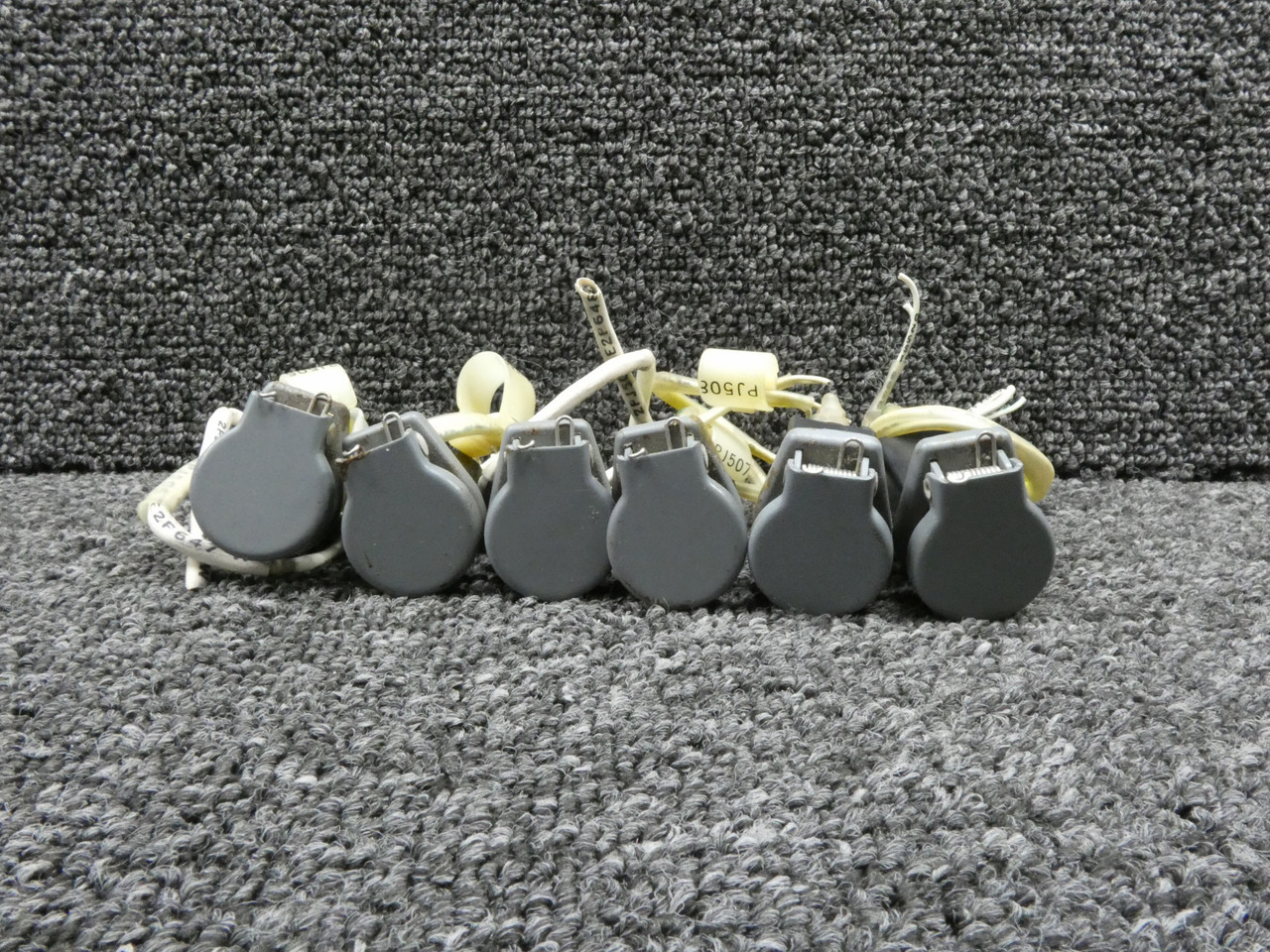 Cessna Citation II 550 Headphone Jack Connector (Set of 6) For Sale