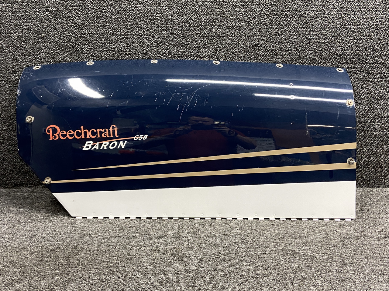 58-910011-283 (Alt: 58-910011-257) Beech G58 LH Cowling Access