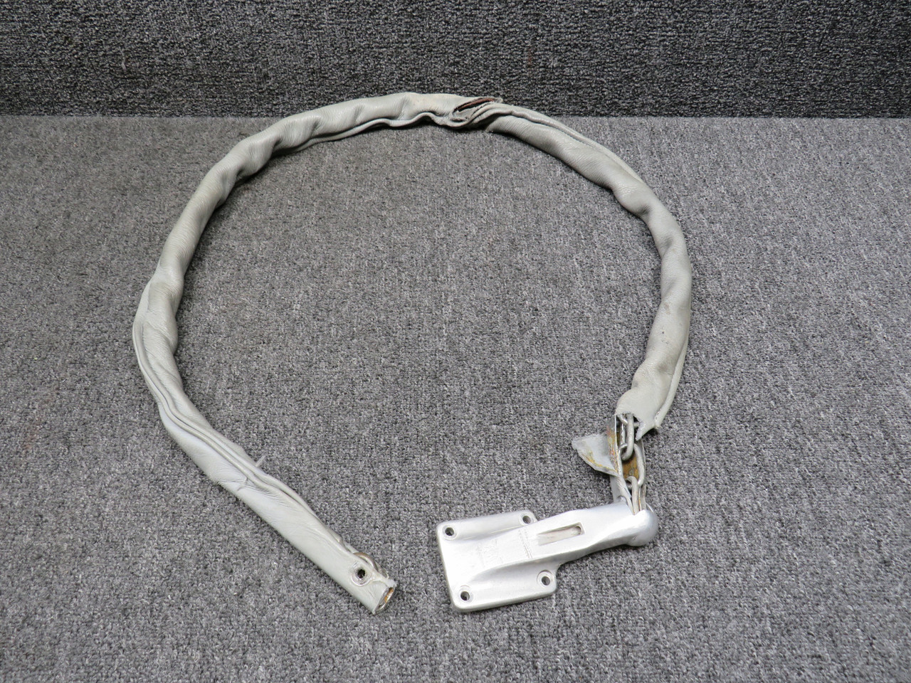 5111561-20, 5119040-3 Cessna 414 Forward Cabin Door Cable Assembly