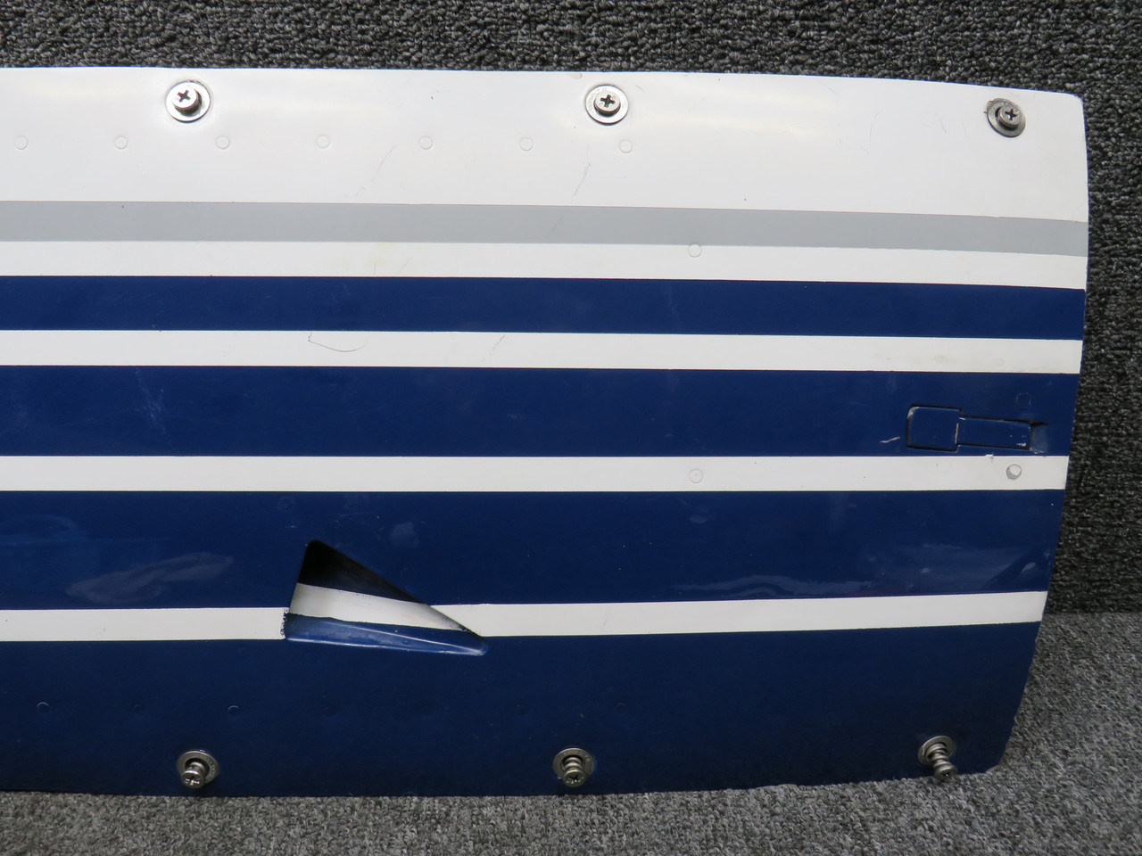 5655300-204 Cessna 414 Inboard LH Nacelle Side Door Panel