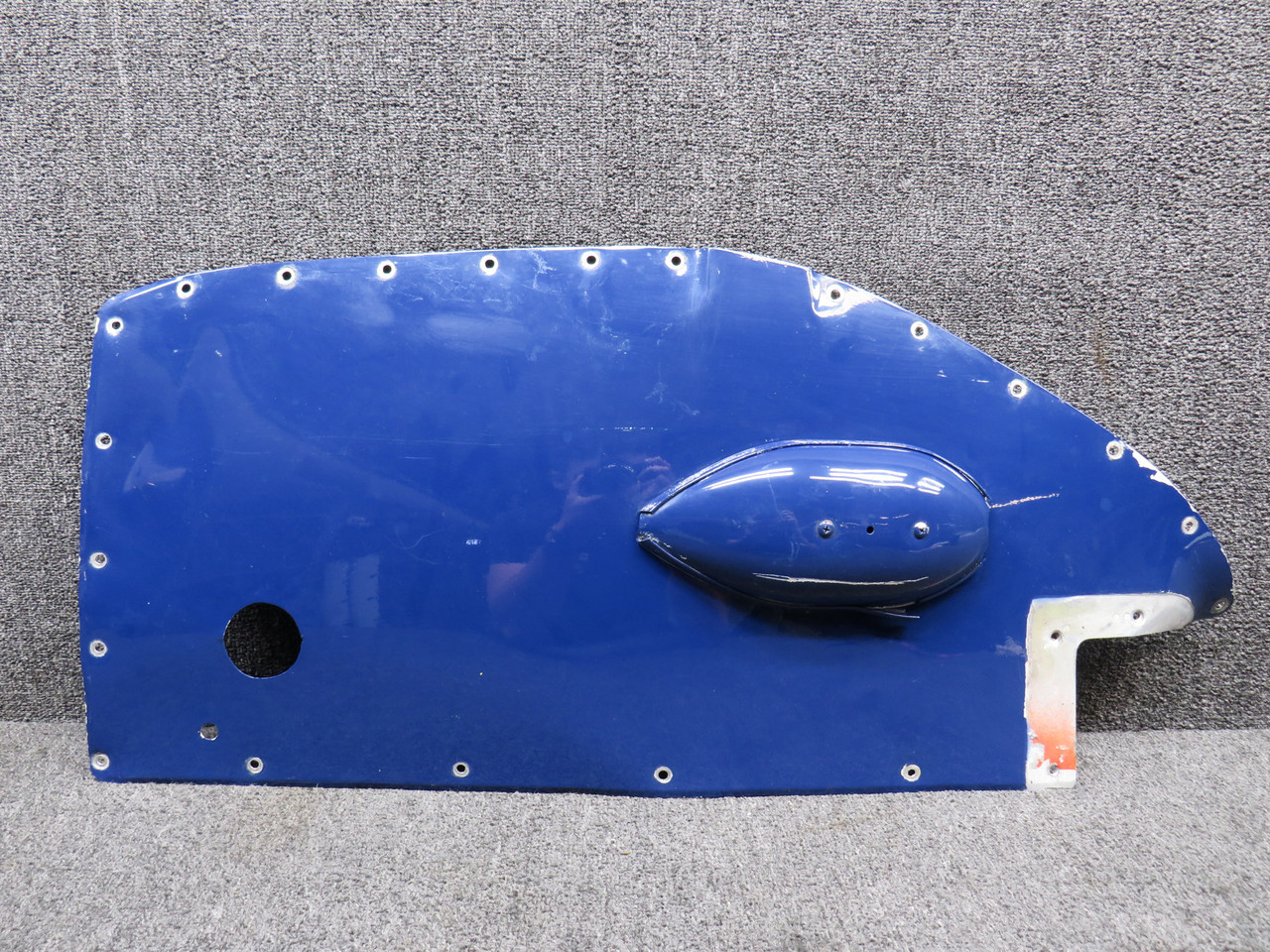 「RT-193738」ページ 0823413-32 Cessna 414 Lower RH Wing Tip Tank Fairing