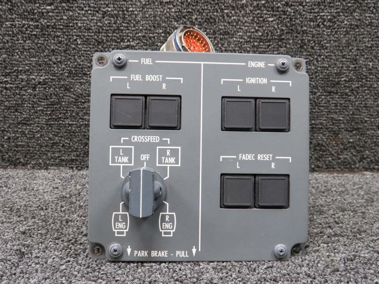 Aページ 17点 6618023-1 Cessna 560XL Citation XLS+ Engine Switch Panel Assy